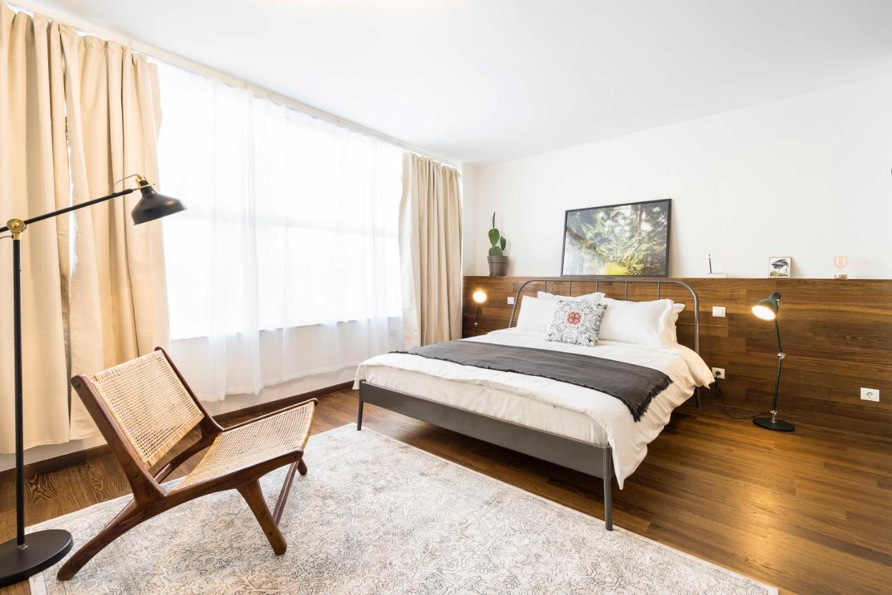 Athens' Location- Unique Magnificent Apartamento